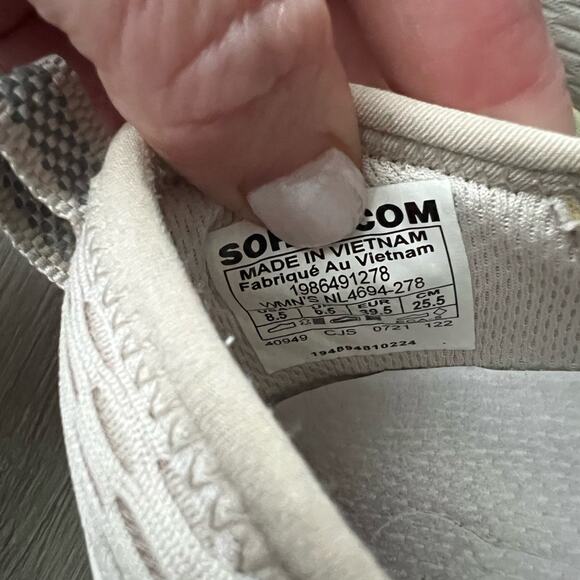 Sorel Kinetic Impact Sneaker women's 8.5 yellow khaki combo - Picture 6 of 9